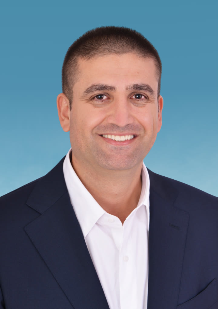 Enver Yasar